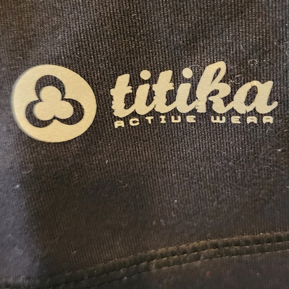 Women's 2 layered Titika Marathon Athletic Jacket - Picture 7 of 14